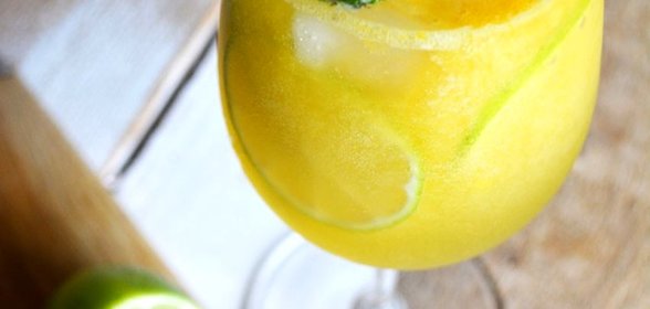 Коктейль с манго и сидром