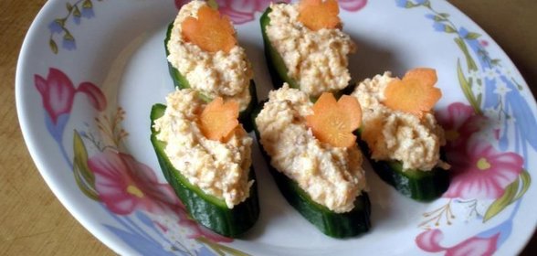 Закуска легкая канапе