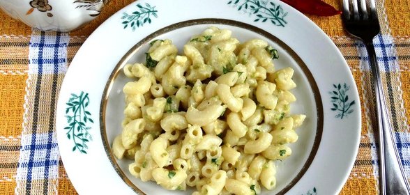 Макароны с соусом из авокадо