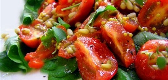 Салат из шпината с пармезаном