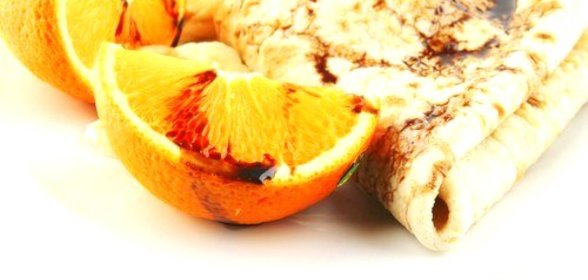 Апельсиновые блины из овсянки с курагой