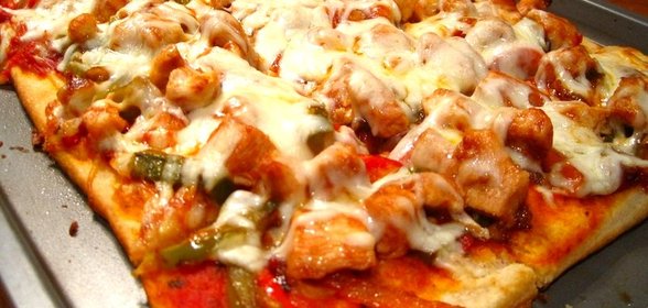 Пицца в домашних условиях с курицей