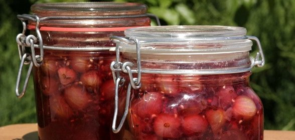 Крыжовник в сиропе