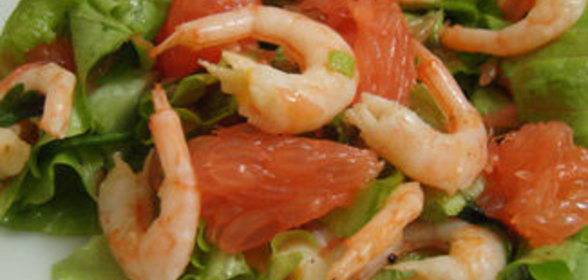 Салат из грейпфрута с креветками