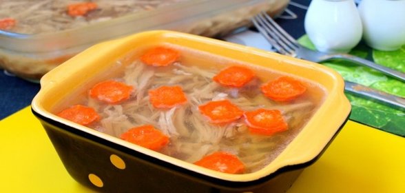 Заливное из петуха