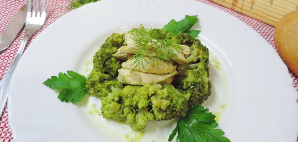 Сливочно-чесночная курица с брокколи «Вкусный дуэт»