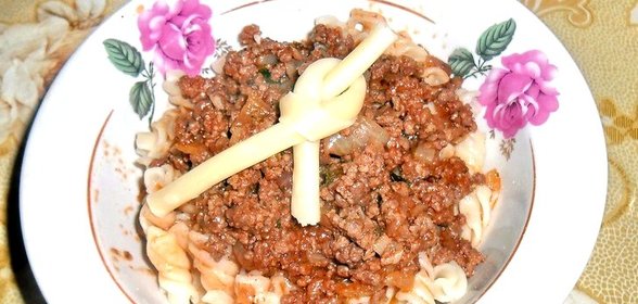 Макароны с томатным соусом