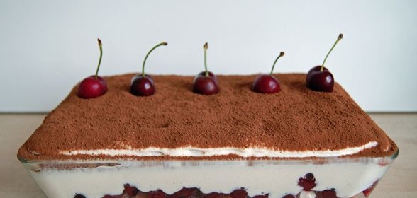 Тирамису с вишней