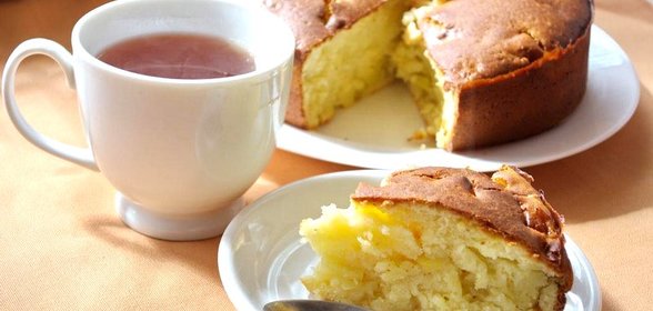 Заливной пирог с яблоком