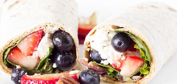 Ягодные рулетики в бальзамическом уксусе