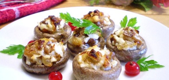 Грибы фаршированные в духовке