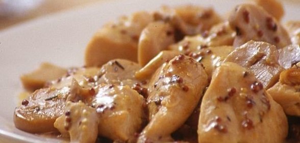 Курица с грибами в йогуртово-горчичном соусе