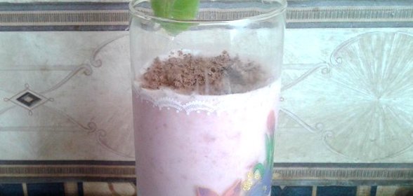 Клубничный коктейль