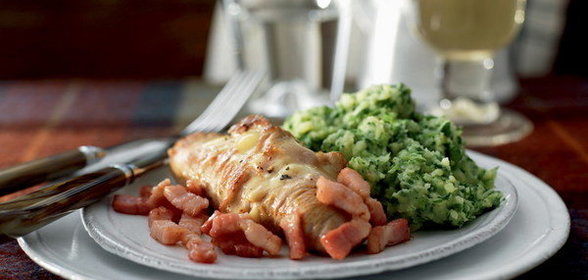 Рулеты из эскалопа с сыром