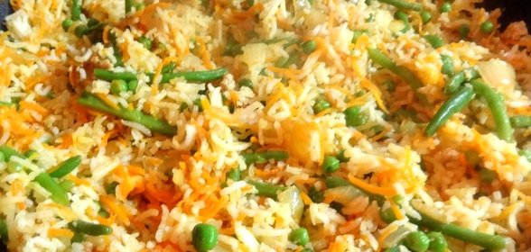 Пан-азиатский вегетарианский жареный рис