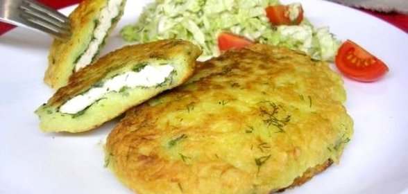 Драники с начинкой из курицы