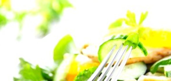 Салат апельсиновый с огурцом