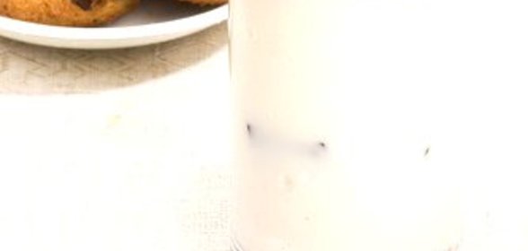 Ванильный милкшейк с шоколадным печеньем