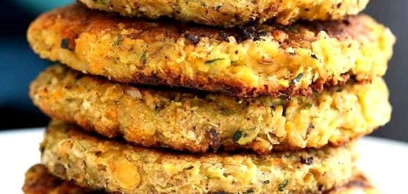 Постные морковные оладьи