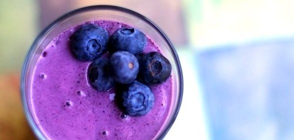 Смузи с черникой