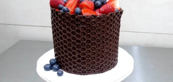 Торт Шоколадно-Ягодный
