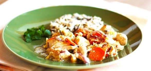 Фрикассе цыпленка с овощами и пророщенным нутом