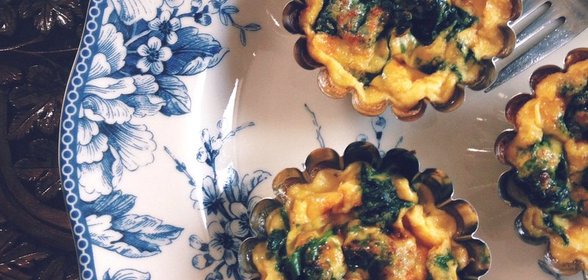 Омлет со шпинатом и черри в духовке