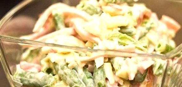 Салат с ветчиной и стручковой фасолью