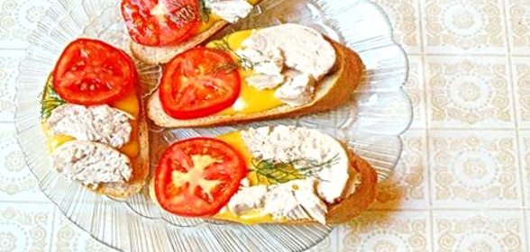 Горячие бутерброды с курицей