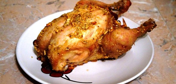 Курица с яблоками под чесночно-ореховым соусом