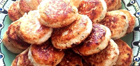 Котлеты из индейки с кинзой