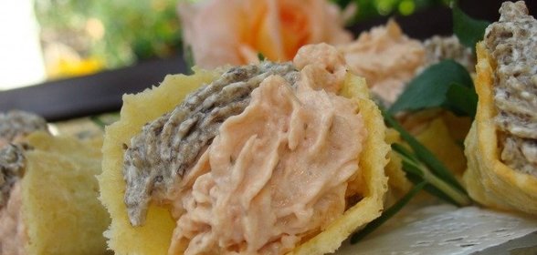 Сырные трубочки с кремом
