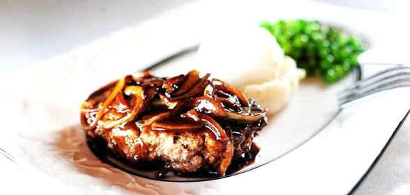 Говяжьи котлеты с луком