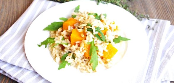 Нешлифованный рис с запеченной тыквой