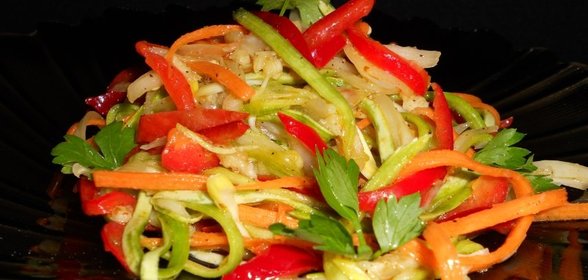 Салат из овощей по-корейски