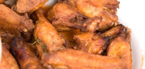 Жареные куриные крылышки с паприкой
