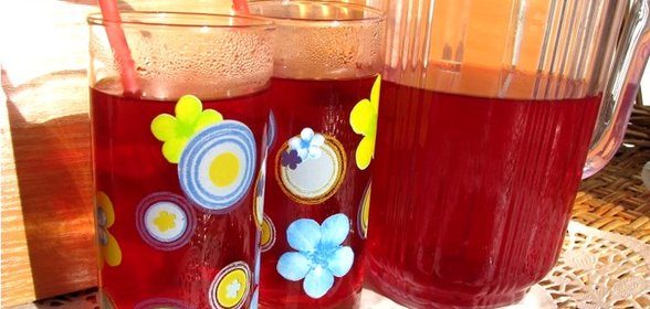 Компот из смородины и малины
