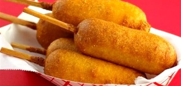 Сосиски в тесте на палочке