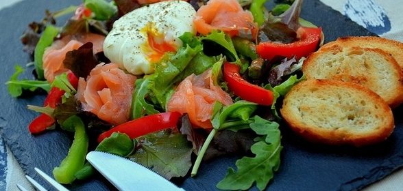 Бананы в шоколаде на шпажках