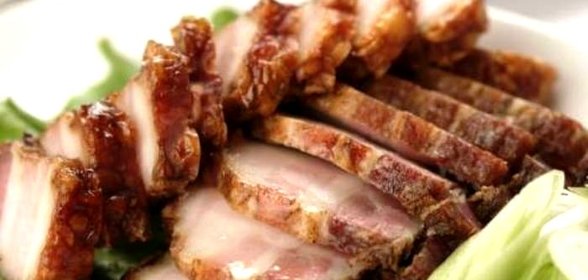 Свинина горячего копчения в коптильне