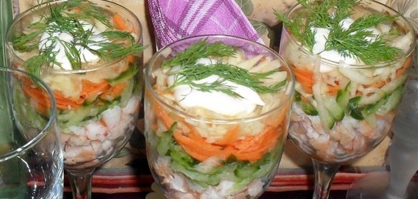 Салат-коктейль из креветок