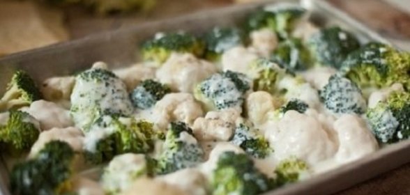 Брокколи в духовке с сыром