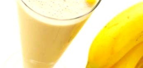 Теплое банановое молоко