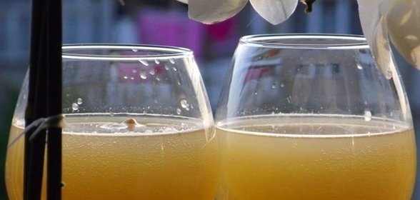 Квас из дрожжей и сахара