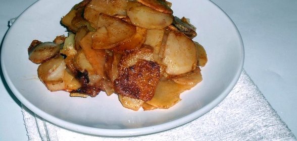 Жареный картофель с паприкой
