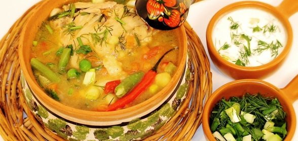 Овощное рагу с куриными бедрышками