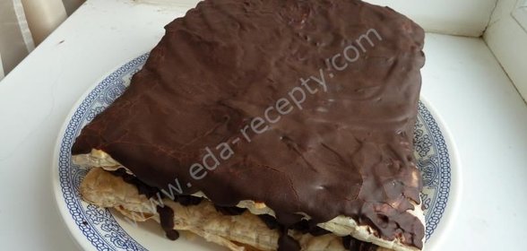 Торт из слоеного теста с шоколадным муссом