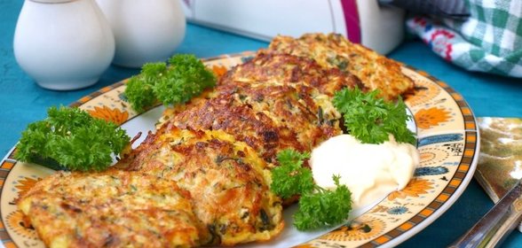 Оладьи из кабачков с манной крупой