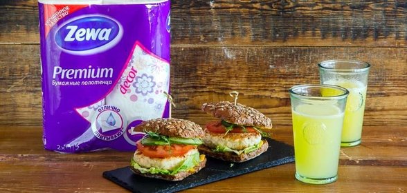Полезный бургер из курицы