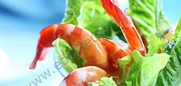 Салат морской коктейль из морепродуктов